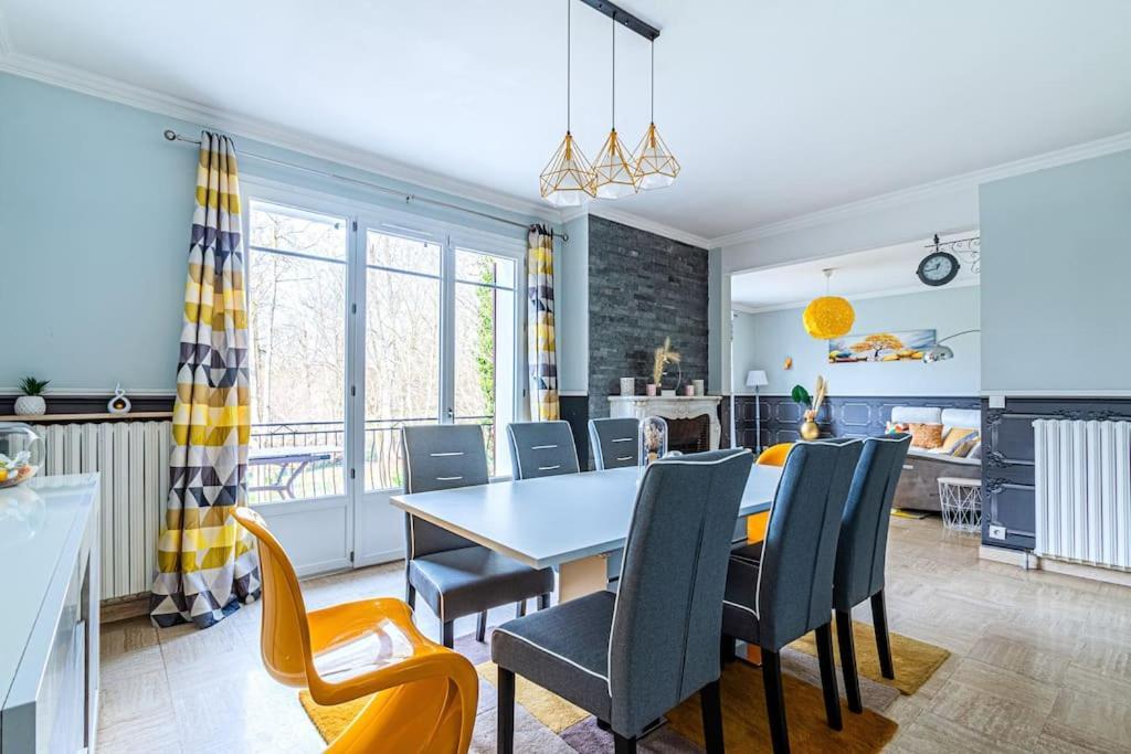 Charmante Maison Au Calme イエール エクステリア 写真